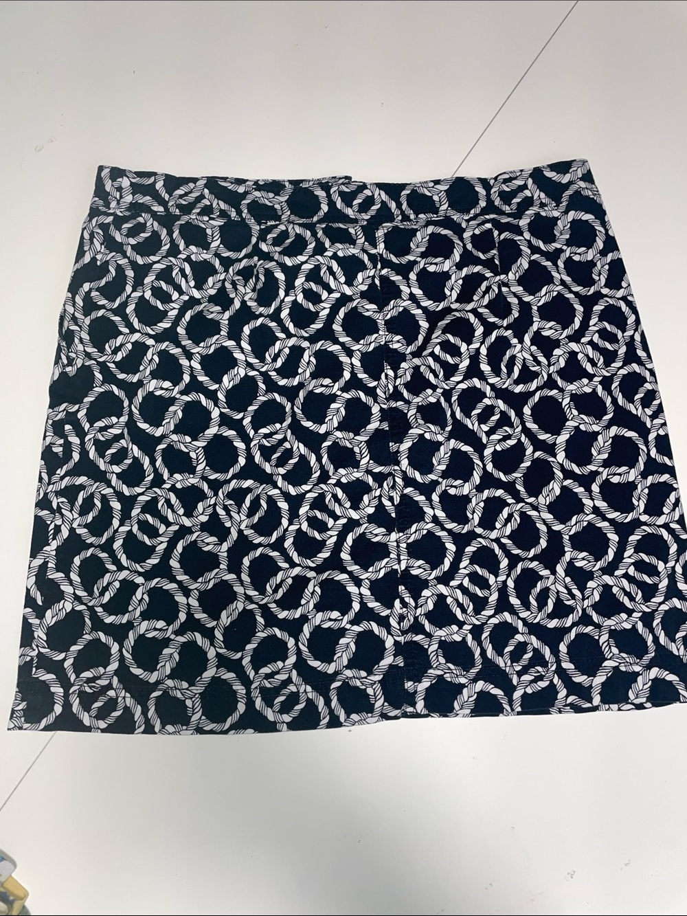 Karen Scott Black Mini Skort with White Rope Print - Picture 4 of 6